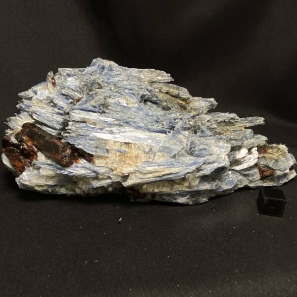 Cyanite brute
