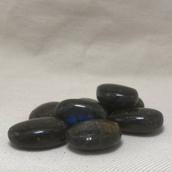Labradorite polie
