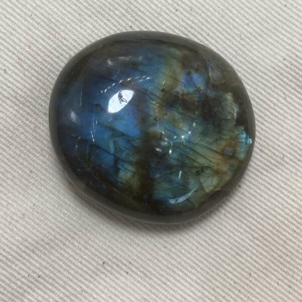 Galet en Labradorite