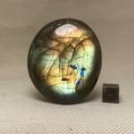 Galet en Labradorite