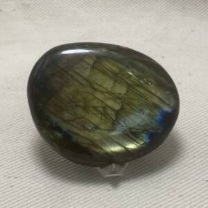 Galet en Labradorite