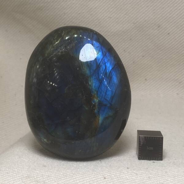 Galet en Labradorite