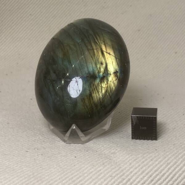 Galet en Labradorite