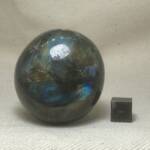 Galet en Labradorite
