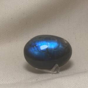 Galet en Labradorite