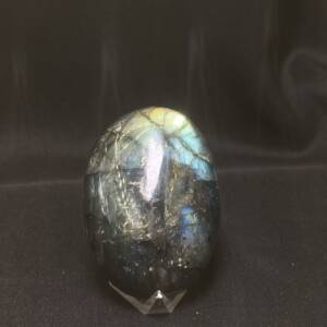 Galet en Labradorite