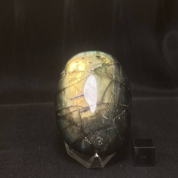Galet en Labradorite