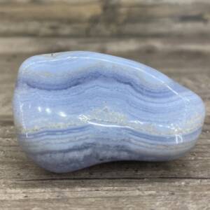 Calcédoine bleue polie