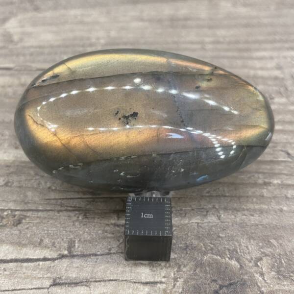 Galet en Labradorite