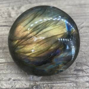 Galet en Labradorite