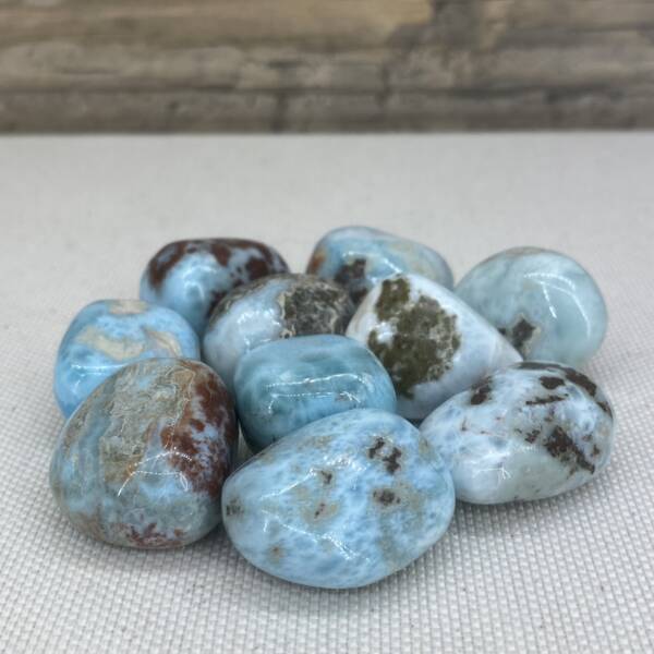 Larimar poli