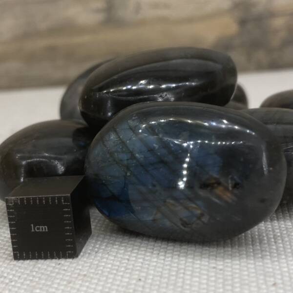 Labradorite Polie