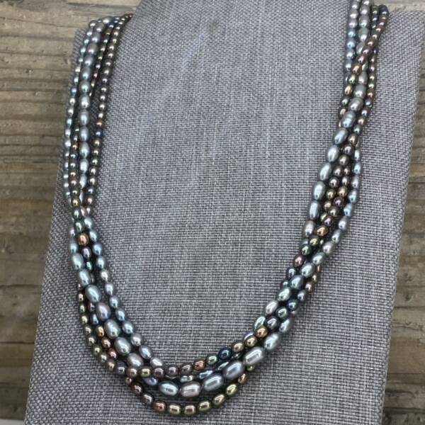 Collier en Perles de culture d’Eau Douce Teintée