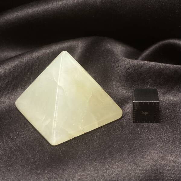 Pyramide en Jade