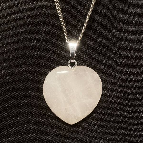 Pendentif en forme de cœur en Quartz rose