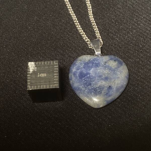 Pendentif en forme de cœur en Sodalite