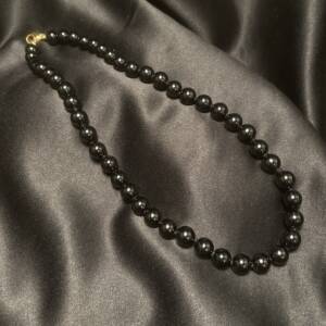 Collier Spinelle noir