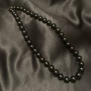 Collier Spinelle noir
