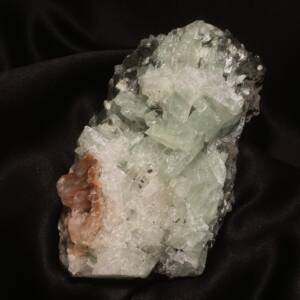 Apophyllite, Scolécite