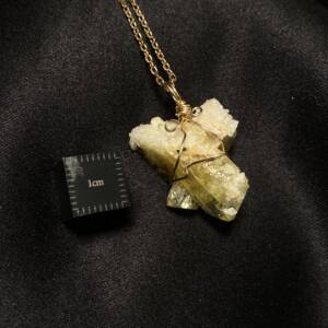 Pendentif Brazilianite