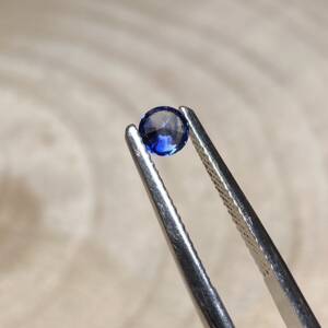 SAPHIR Taillé Sri Lanka