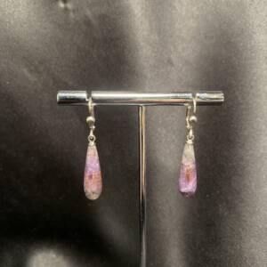 Boucles d'oreilles en Améthyste Cacoxénite