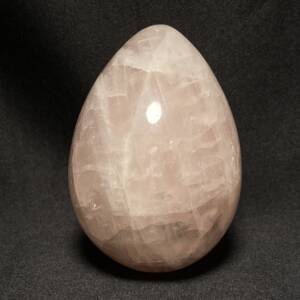 Œuf en Quartz rose