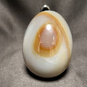 Œuf en Agate