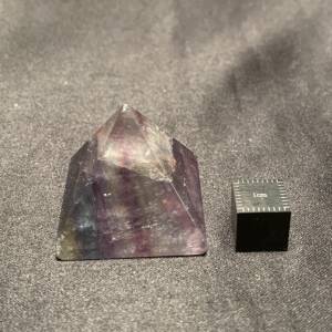 Pyramide Fluorine