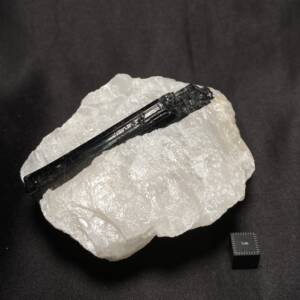Tourmaline dans Quartz